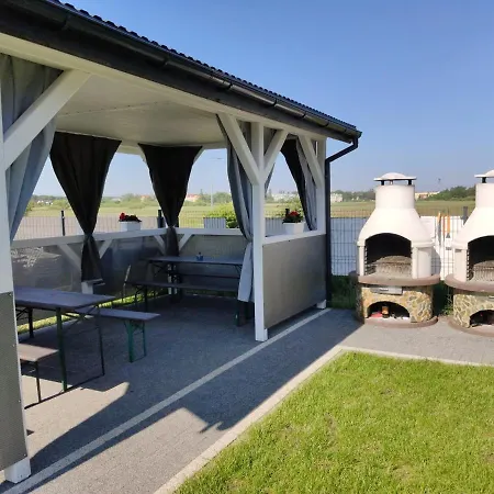 아파트호텔 Aurora Ustka-przewloka 우스트카