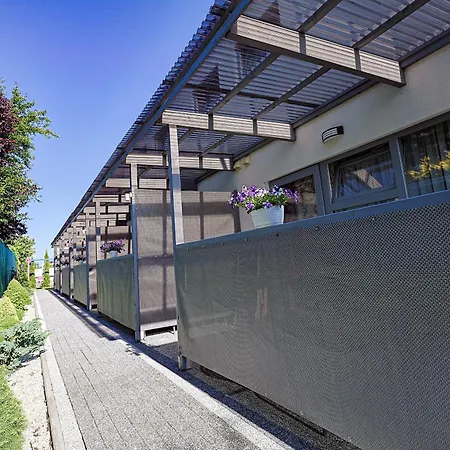 Aurora Ustka-przewloka 아파트호텔 우스트카